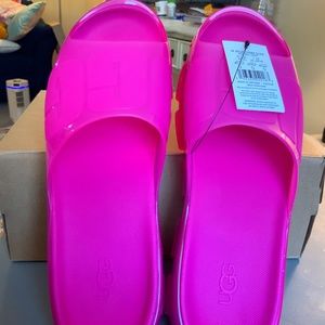 Jella Pink Ugg Slides